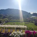 Elit 호텔 키르코보