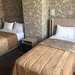 Hotel Elit 2*
